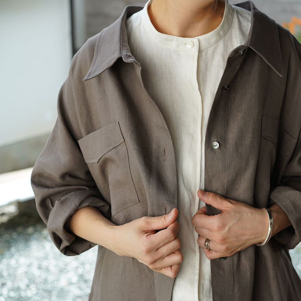 中厚 リネン ワンピース 前開き 2way シャツドレス ロング丈 ドルマンスリーブ ドロップショルダー 袖カフス ミモレ丈 / ヴァンダイクブラウン ワンピース リネンワンピース リネン 麻 麻ワンピース 麻ワンピ リネンワンピ 長そで 長袖 ながそで 長袖ワンピース 長そでワンピース ロング袖 ミモレ丈 ミモレワンピース 膝下丈 ひざ下丈 カッタウェイ 襟 シャツワンピース シャツワンピ Aライン Aラインワンピース Aラインワンピ トレンド 旬 着こなし 春 夏 秋 冬 レディース wafu 新作