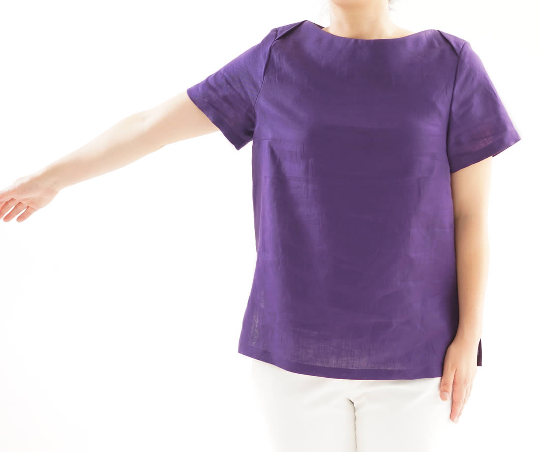 wafu 綿貫服装店 リネンブラウス ボートネック Tシャツ チュニック 半袖 /オーベルジーヌ トップス カットソー Tシャツ リネン 麻 リネントップス 麻トップス 半袖 半袖トップス 半袖Tシャツ はんそで 半そで 半端袖 ボートネック 丸首 クルーネック ボートネックトップス 夏トップス ナチュラル シンプル 肩デザイン ロング丈 サイドスリット パープル 紫 紫色 むらさき 無地 無地トップストレンド 旬 着こなし 春 夏 秋 冬 レディース wafu 新作