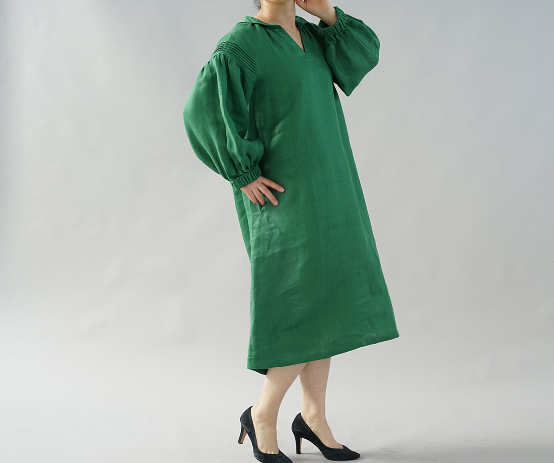 wafu わたぬき服装店 リネンワンピース ふんわりwガーゼ linen100% ショールカラー ピンタック ラグランスリーブ 長袖 膝下丈 ポケット付き / マラカイトグリーン ワンピース リネンワンピース リネン 麻 麻ワンピース 麻ワンピ リネンワンピ 長そで 長袖 ながそで 長袖ワンピース 長そでワンピース ロング袖 ミモレ丈 ミモレワンピース 膝下丈 ひざ下丈 丸襟 丸襟ワンピース シャツワンピース シャツワンピ 襟 Aライン Aラインワンピース Aラインワンピ スキッパー ギャザー タック ピンタック ドレープ 無地 無地ワンピース 無地ワンピ グリーン 緑 緑色 トレンド 旬 着こなし 春 夏 秋 冬 レディース wafu 新作