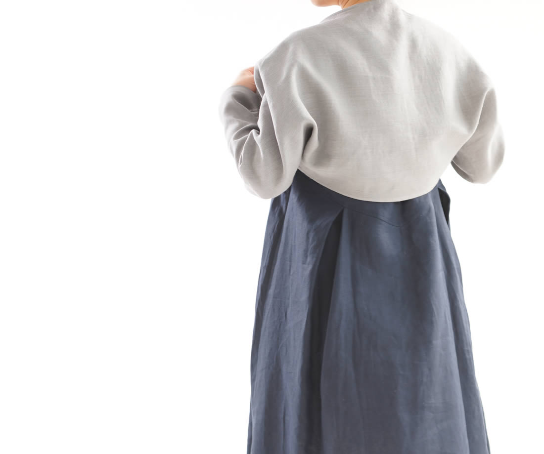 wafu 綿貫服装店 リネン羽織 ベルスリーブ マーガレット ボレロ トップス UV対策 /グレー 羽織り アウター リネン 麻 リネン羽織り ボレロ カーデ カーディガン 長袖 長袖ボレロ ベルスリーブ コンパクト 無地 無地羽織り 無地ボレロ 結婚式