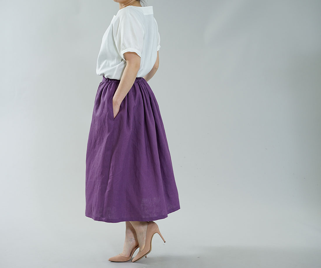 wafu わたぬき服装 わふ ワフ 中厚 リネン スカート 思い出のリネンスカート ウエストゴム ロング丈 膝下丈 ミモレ丈 ルージュテルニ free s004d-rgt2 ボトムス スカート ひざ丈スカート 膝丈 膝丈スカート ミディアム丈 フレア フレアスカート ミモレ丈 ふんわり リネンスカート 麻スカート リネン 麻 ウエストゴム ギャザー ドレープ ゴムギャザー ウエスト紐 無地 無地スカート 無地ボトム パープル むらさき 紫色 紫 トレンド 旬 着こなし 春 夏 秋 冬 レディース wafu 新作