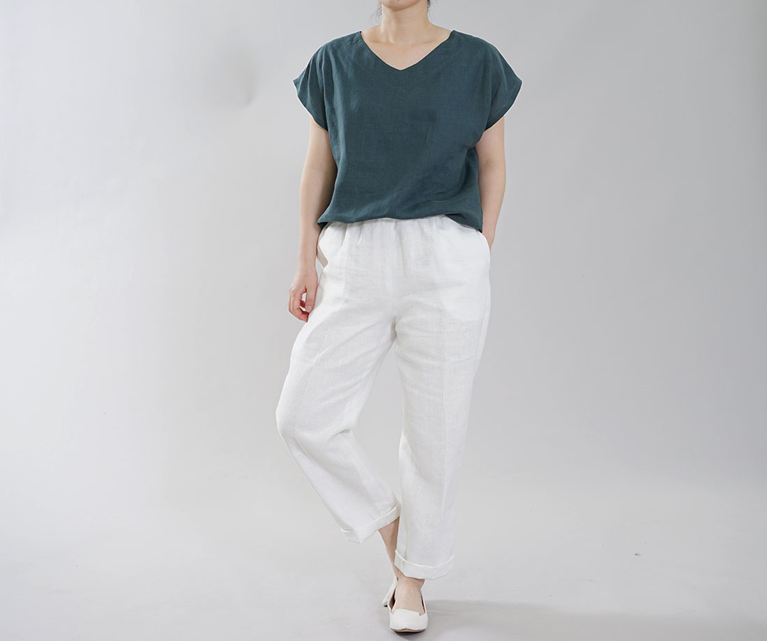 wafu わたぬき服装 わふ ワフ 薄地 雅亜麻 リネン ブラウス ざっくり Vネック フレンチスリーブ トップス 高麗納戸 free t016a-kou1 半袖 リネン 麻 LINEN リネントップス 半袖トップス 半袖カットソー リネンカットソー リネンブラウス LINENブラウス 麻ブラウス 麻トップス Vネック Vネックトップス フレンチスリーブ ノースリーブ 無地 無地トップス グリーン ダークグリーン 深緑 トレンド 旬 着こなし 春 夏 秋 冬 レディース wafu 新作
