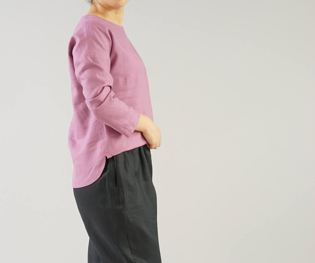 wafu わたぬき服装店 リネンブラウス トップス 長袖 ドロップショルダー 裾丸 トップス /ブーガンヴィレ トップス カットソー Tシャツ リネン 麻 リネントップス 麻トップス 長袖 長袖トップス 長袖カットソー 丸首 クルーネック Uネック 無地 無地トップス シンプル 爽やか ゆったり 紫 パープル ワイン トレンド 旬 着こなし 春 夏 秋 冬 レディース wafu